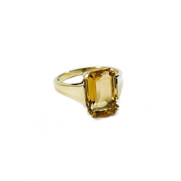 Citrine and Yellow Gold Ring Image 2 Lumina Gem Wilmington, NC