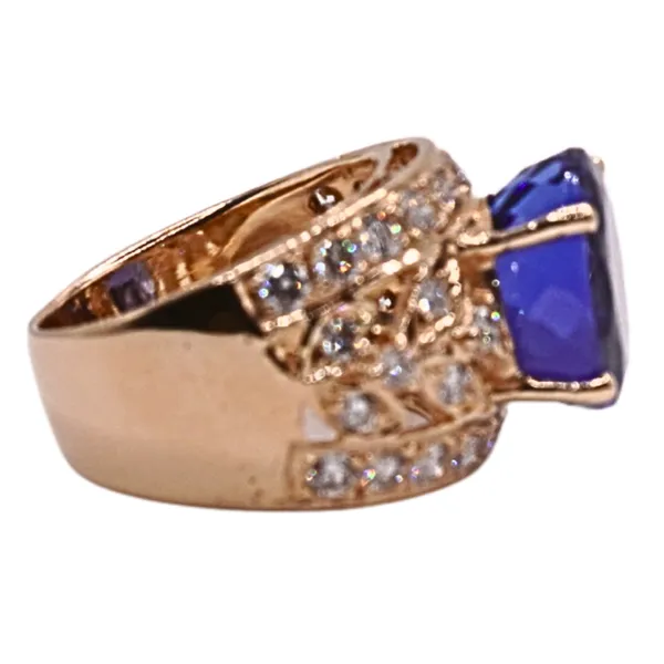 Tanzanite and Diamond 14k Yellow Gold Ring Image 2 Lumina Gem Hampstead, NC