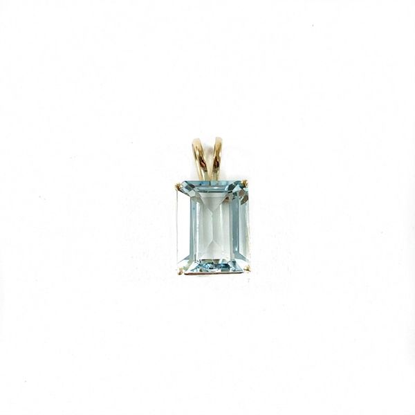 Aquamarine and Yellow Gold Pendant Lumina Gem Wilmington, NC