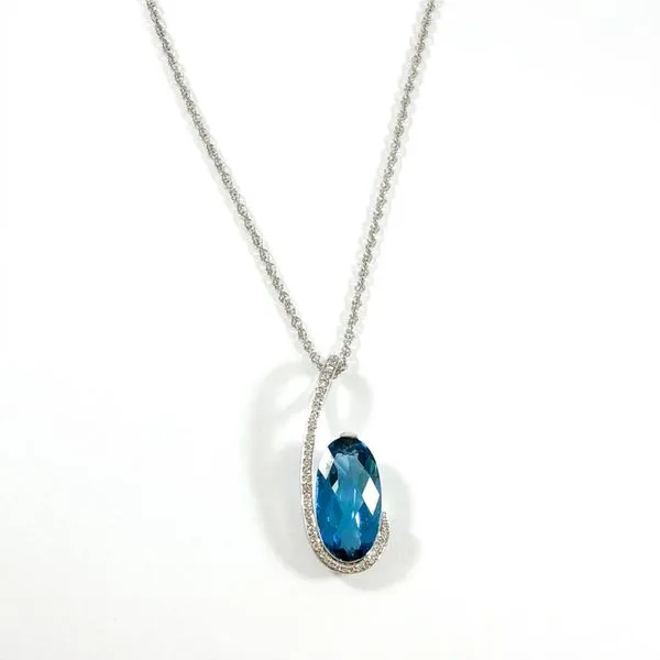 4.48ct London Blue Topaz and Diamond Necklace - White Gold - 18