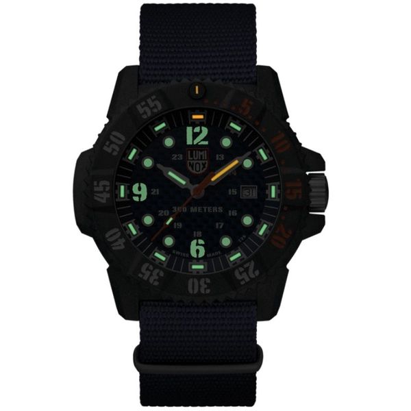 Luminox master carbon seal Swiss made watch. Image 3 Lumina Gem Wilmington, NC