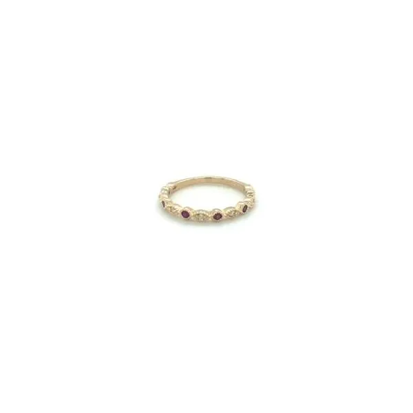 Gemstone Ring MarBill Jewelers Belle Vernon, PA