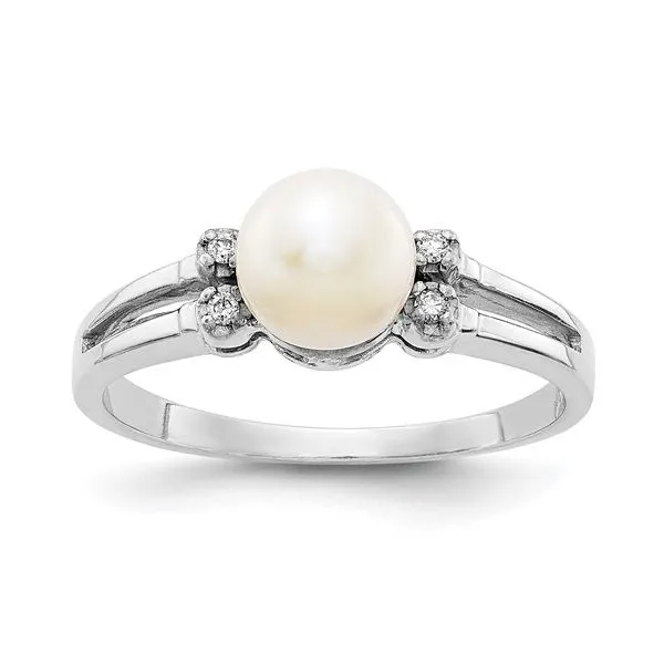 Gemstone Ring MarBill Jewelers Belle Vernon, PA