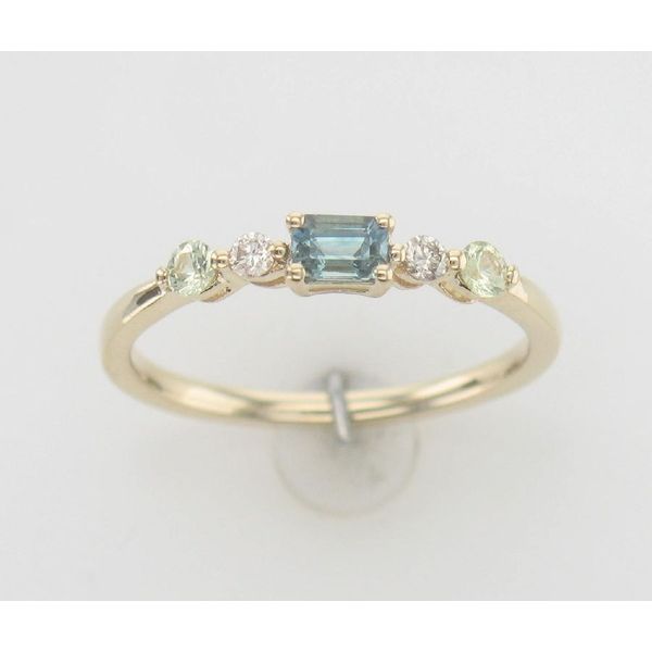 Gemstone Ring MarBill Jewelers Belle Vernon, PA