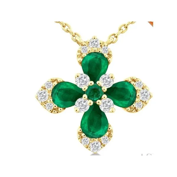 Pendants Mar Bill Diamonds and Jewelry Belle Vernon, PA