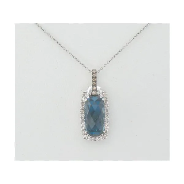 Pendants Mar Bill Diamonds and Jewelry Belle Vernon, PA