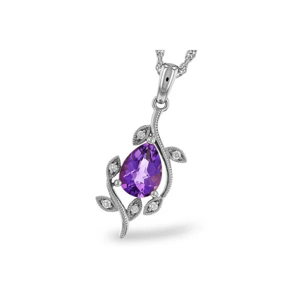 Pendants Mar Bill Diamonds and Jewelry Belle Vernon, PA