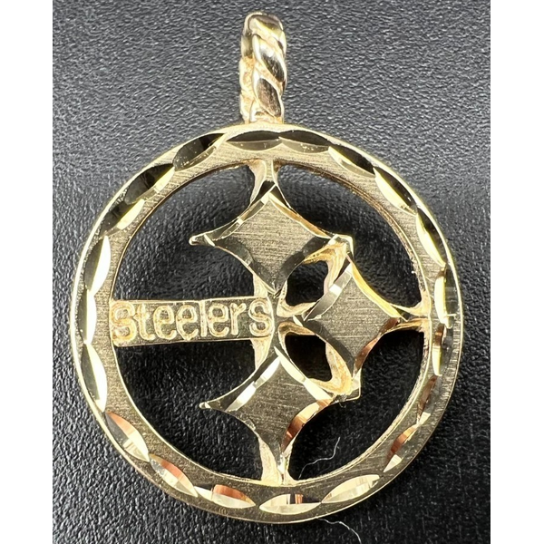 Gold Charm MarBill Jewelers Belle Vernon, PA