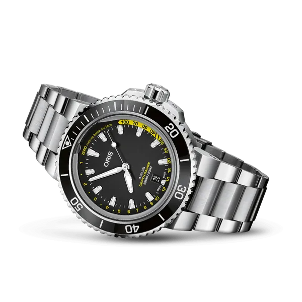 Oris Aquis Depth Gauge | Stainless Steel, Water-Resistant, Dive Watch Marc Robinson Jewelers Round Rock, TX