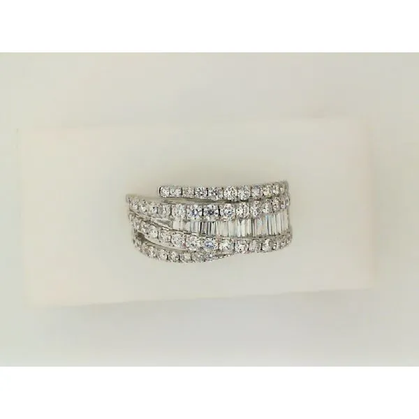 Diamond Anniversary Ring Mari Lou's Fine Jewelry Orland Park, IL