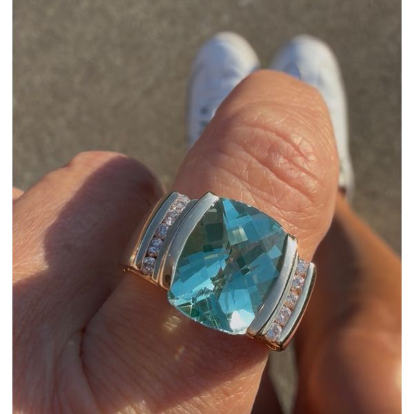 Ladies Gemstone Ring Mari Lou's Fine Jewelry Orland Park, IL
