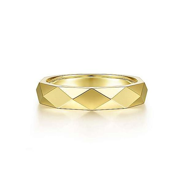Gold Ring Mark Jewellers La Crosse, WI
