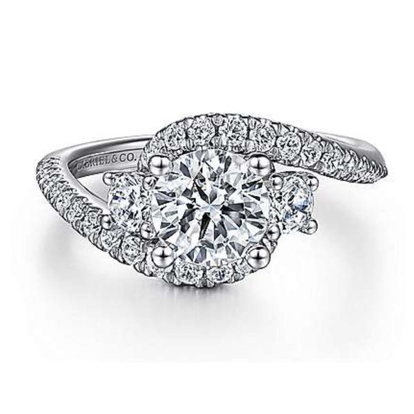 Semi-Mount Ring Mark Jewellers La Crosse, WI