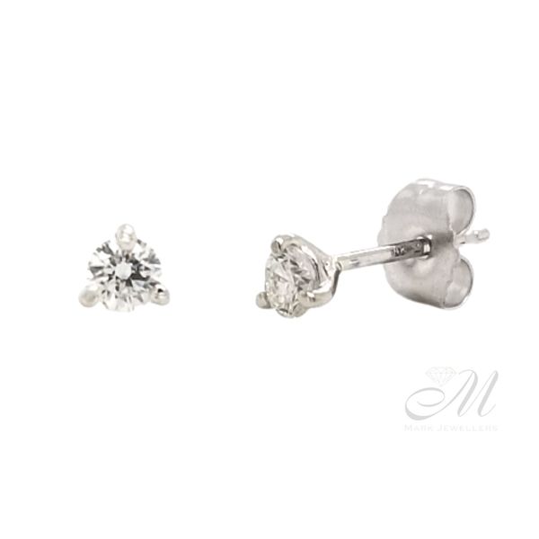Diamond Studs Mark Jewellers La Crosse, WI