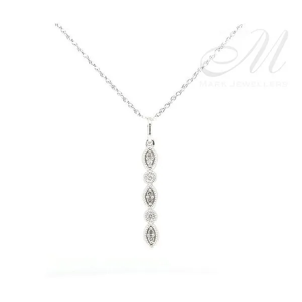 Pendant Mark Jewellers La Crosse, WI
