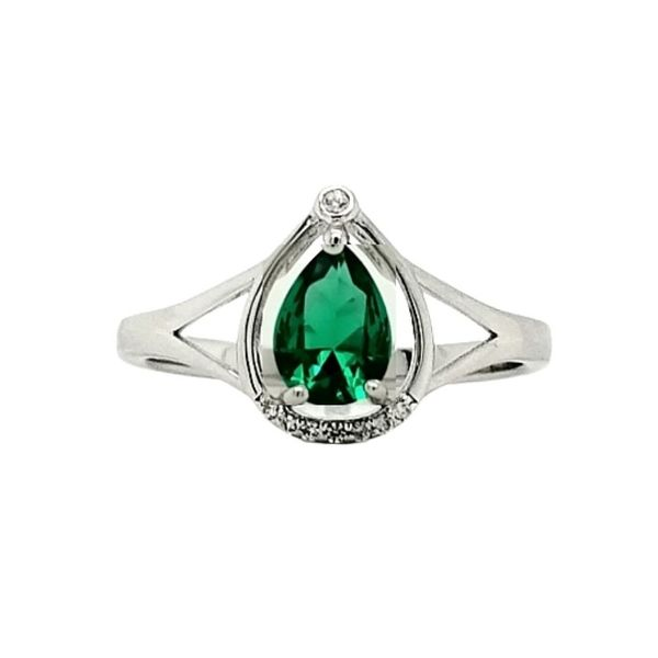Created Emerald Ring Mark Jewellers La Crosse, WI