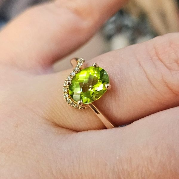 Yellow Gold Peridot & Diamond Ring Image 3 Mark Jewellers La Crosse, WI
