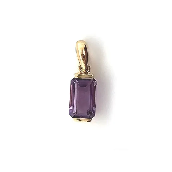Yellow Gold Amethyst Pendant Mark Jewellers La Crosse, WI