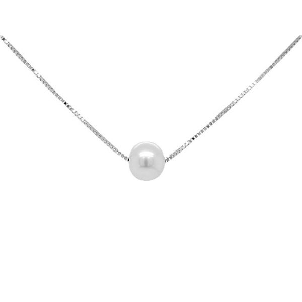 Pearl Necklace Mark Jewellers La Crosse, WI