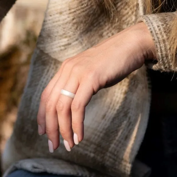 Groove Silicone Pearl Metallic Band Image 2 Mark Jewellers La Crosse, WI