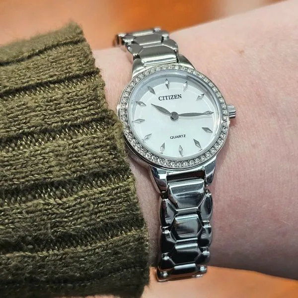 Ladies' Quartz Silvertone White Dial Watch Image 3 Mark Jewellers La Crosse, WI
