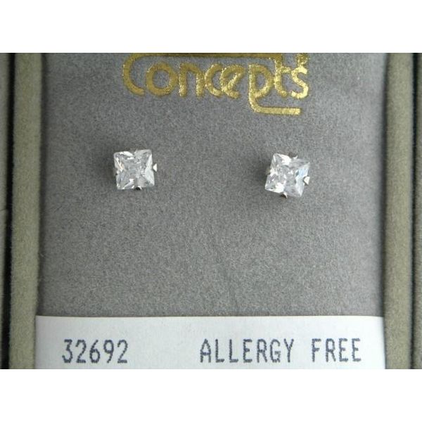 Allergy-Free Earrings Image 2 Mark Jewellers La Crosse, WI