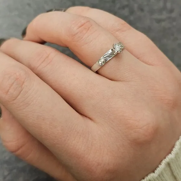 Estate Ring Image 2 Mark Jewellers La Crosse, WI
