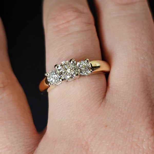 Estate Diamond Ring Image 3 Mark Jewellers La Crosse, WI