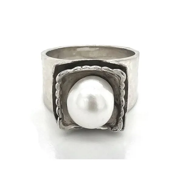 Estate Sterling Cultured Pearl Ring Mark Jewellers La Crosse, WI