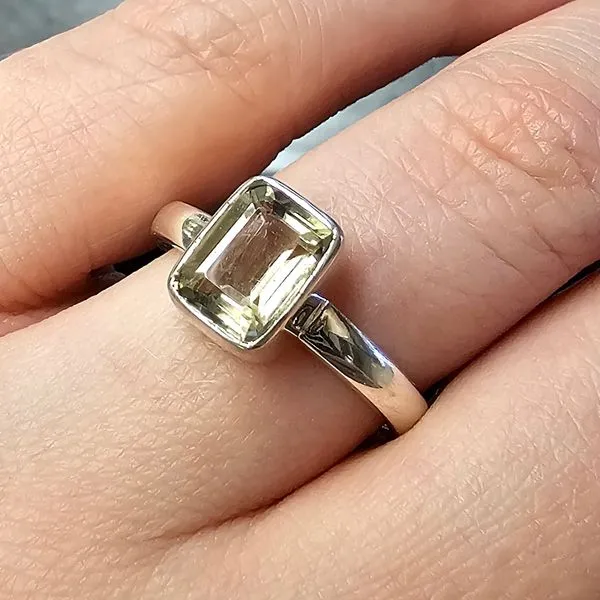Estate Sterling Green Stone Ring Image 2 Mark Jewellers La Crosse, WI