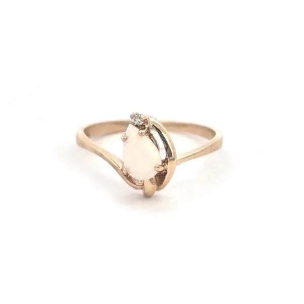 Estate Yellow Gold Pear Stone Ring Mark Jewellers La Crosse, WI