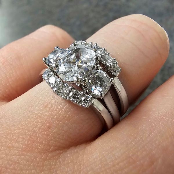 Estate White Gold Diamond Band Image 2 Mark Jewellers La Crosse, WI