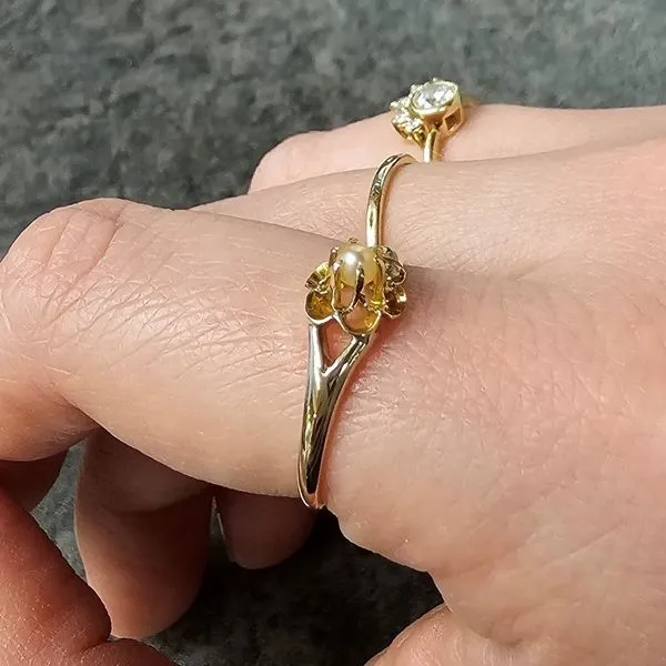 Estate Yellow Gold Pearl Ring Image 3 Mark Jewellers La Crosse, WI
