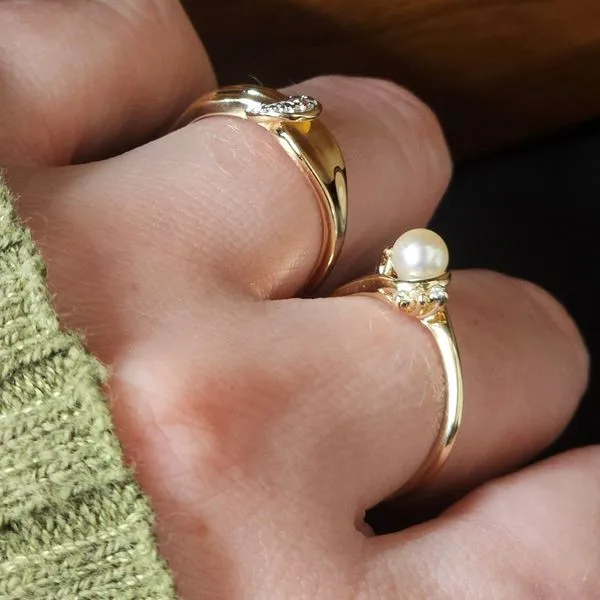 Estate Yellow Gold Freshwater Pearl & Diamond Ring Image 2 Mark Jewellers La Crosse, WI