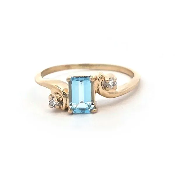 Estate Yellow Gold Blue Stone Ring Mark Jewellers La Crosse, WI