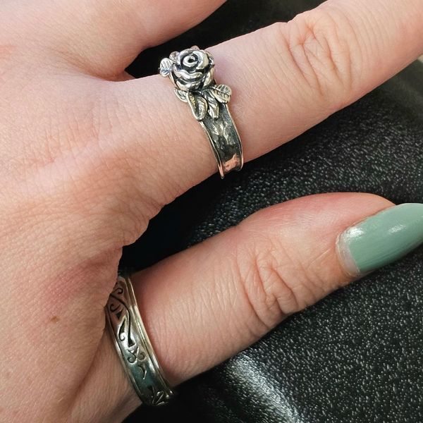 Estate Sterling Ring Image 2 Mark Jewellers La Crosse, WI