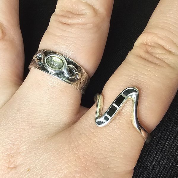 Estate Sterling Ring Image 2 Mark Jewellers La Crosse, WI