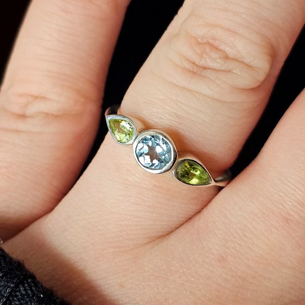 Estate Sterling Ring Image 2 Mark Jewellers La Crosse, WI