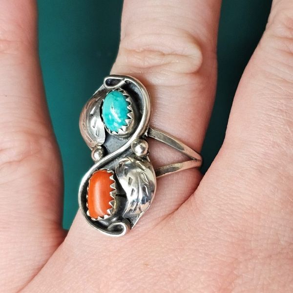 Estate Sterling Ring Image 3 Mark Jewellers La Crosse, WI