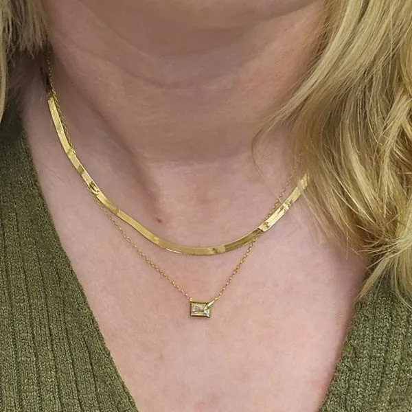 Estate Yellow Gold 18