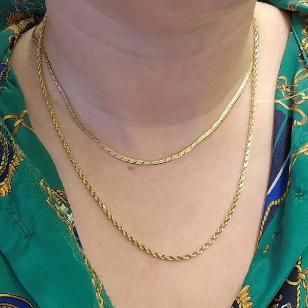Estate Yellow Gold 16” Herringbone Chain Image 2 Mark Jewellers La Crosse, WI