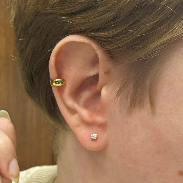 Estate Yellow Gold Diamond Stud Earrings Image 2 Mark Jewellers La Crosse, WI