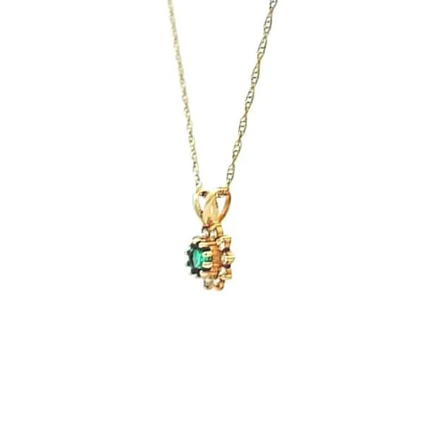 Estate Pendant Image 2 Mark Jewellers La Crosse, WI