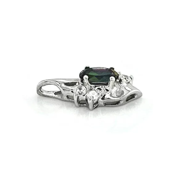 Estate Pendant Image 2 Mark Jewellers La Crosse, WI