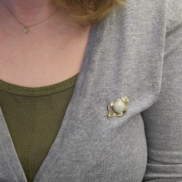 Estate Yellow Gold Frog Pin / Pendant Image 3 Mark Jewellers La Crosse, WI