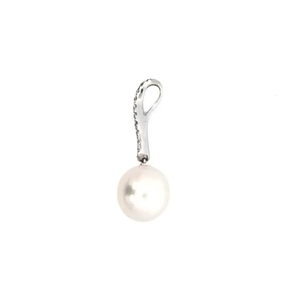 Estate White Gold Freshwater Pearl & Diamond Pendant Image 2 Mark Jewellers La Crosse, WI