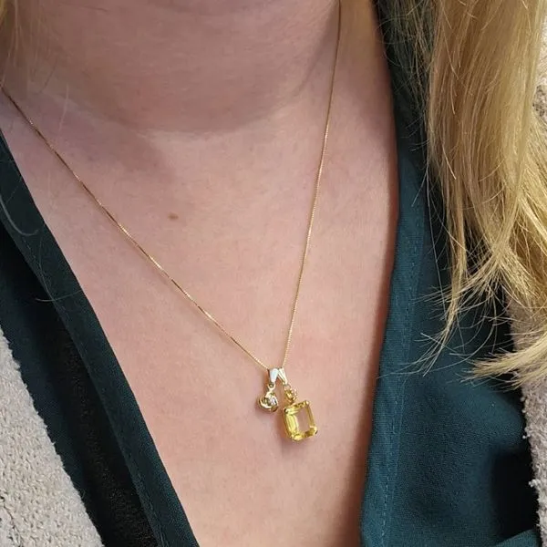 Estate Yellow Gold Love Knot Pendant Image 2 Mark Jewellers La Crosse, WI