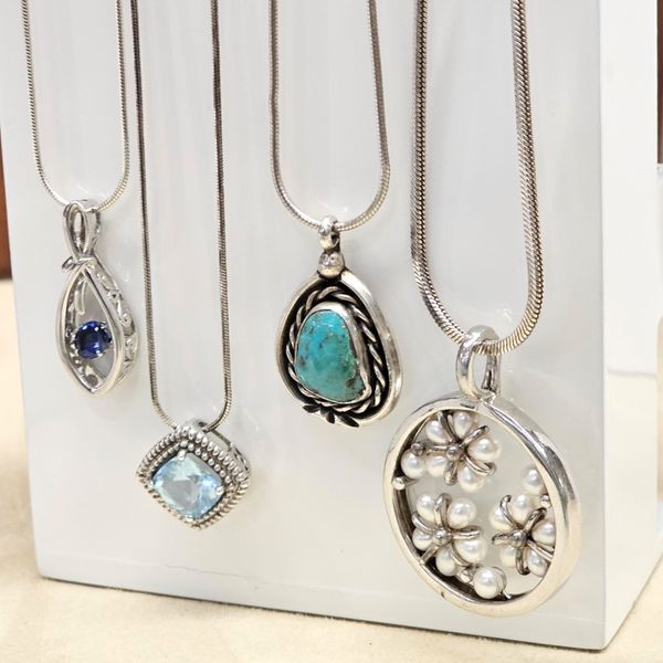 Estate Sterling Pendant Image 2 Mark Jewellers La Crosse, WI