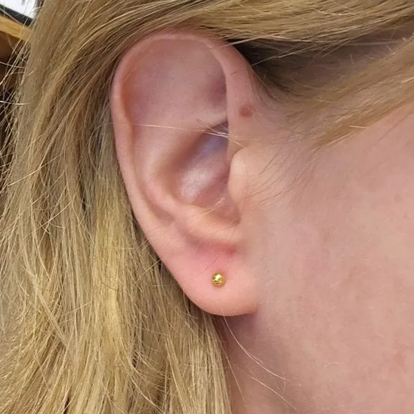 Estate Yellow Gold Ball Stud Earrings Image 2 Mark Jewellers La Crosse, WI