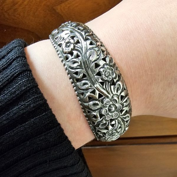 Estate Sterling Cuff Bracelet Image 2 Mark Jewellers La Crosse, WI